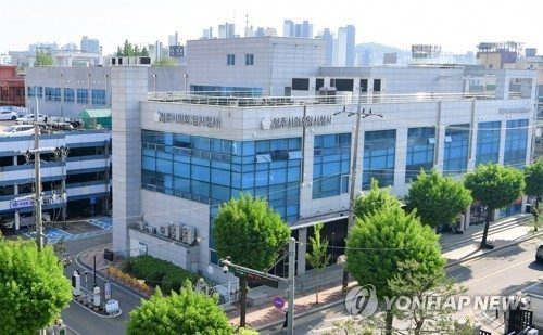 청주시의회 "성무비행장, 공군사관학교와 함께 이전하라"