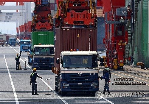 "日, 3분기 '제로 성장' 전망…원유 수입 급증에 발목"