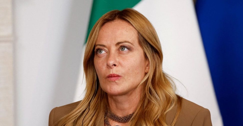 Meloni: nel 2026 crescita all’1%. Sull’Ue in disaccordo con Draghi