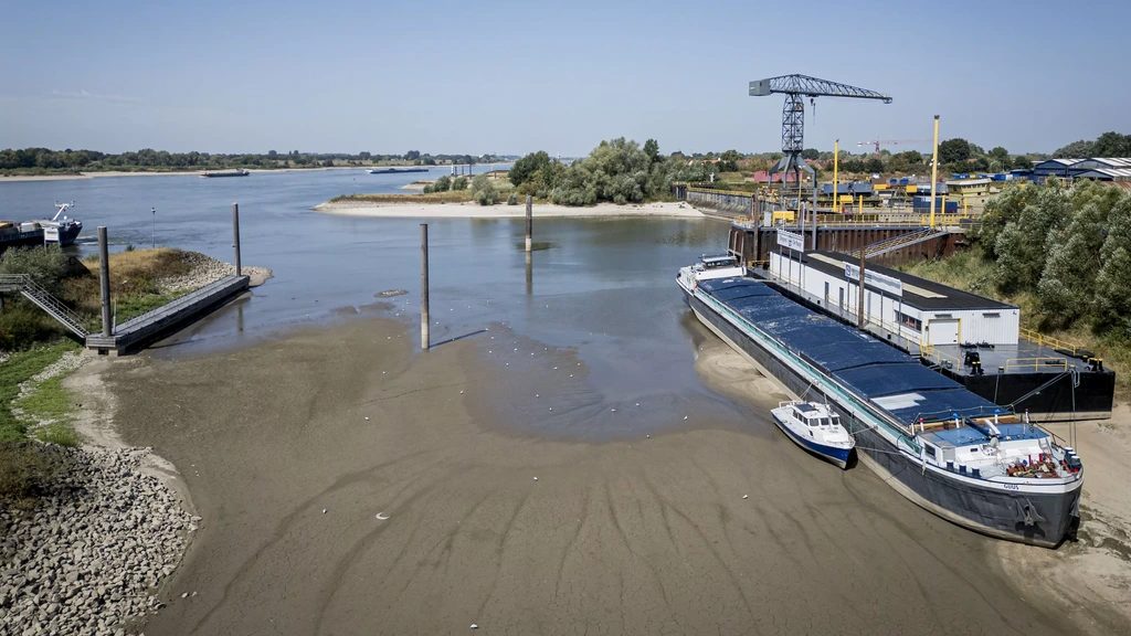 Goederenvervoer binnenvaart flink lager door droogte