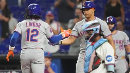 Mets’ offense continues to roll by coming out and ‘throwing the first punch’