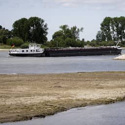 Historisch laag water raakt handel: vervoer naar Duitsland keldert met 40 procent