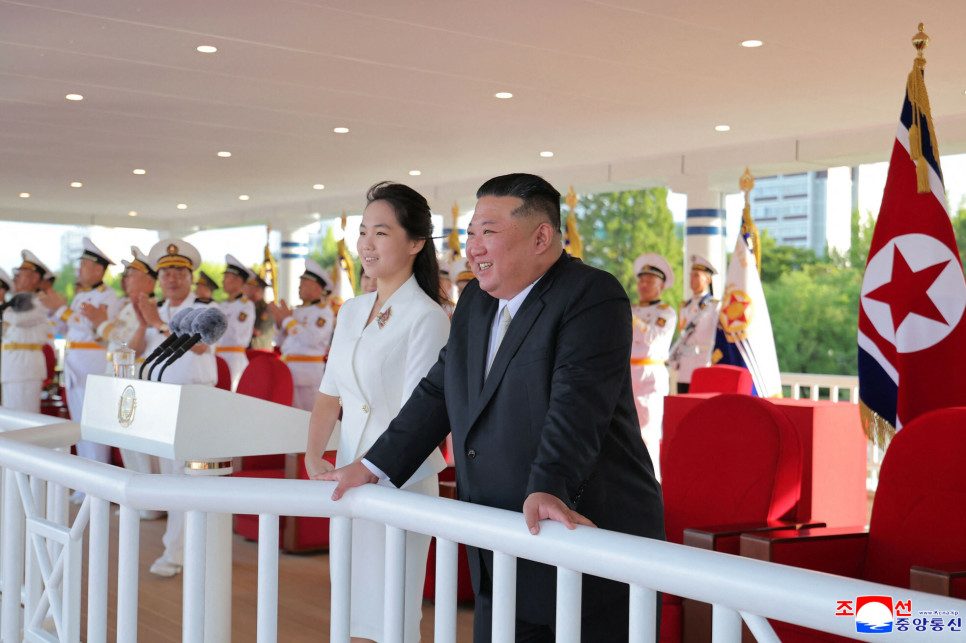 Kim Dzong Un zbiera gratulacje. Płyną listy od przywódców