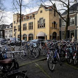 Rechtbankmedewerker blijkt familie van slachtoffer: bangalijstzaak verplaatst