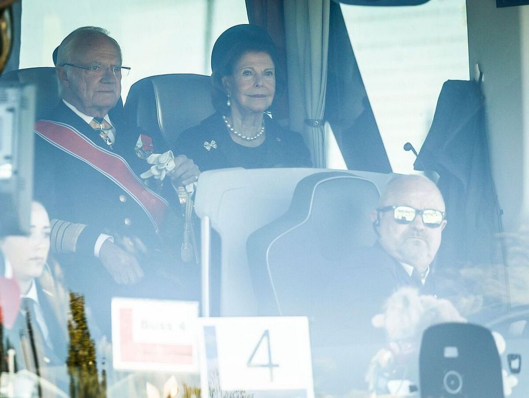 Den svenske kongefamilien har ankommet