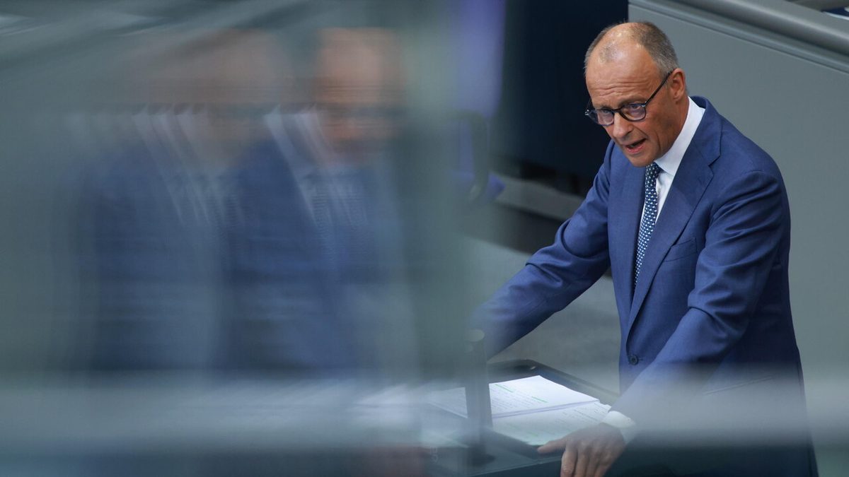 Merz attacca Afd, 'la vostra remigrazione è pulizia etnica'