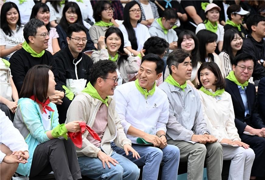 [동정] 오세훈 서울시장, 사회복지사 등반대회 참석