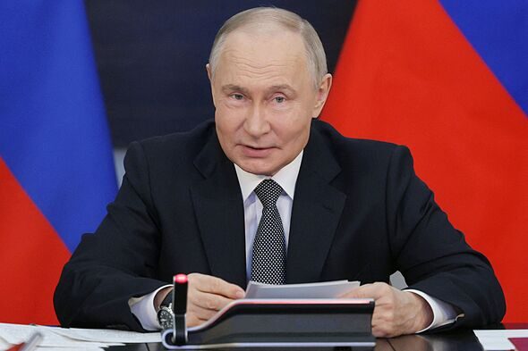Russia issues horror WW3 threat to strike 34 UK towns - map shows Putin's targets