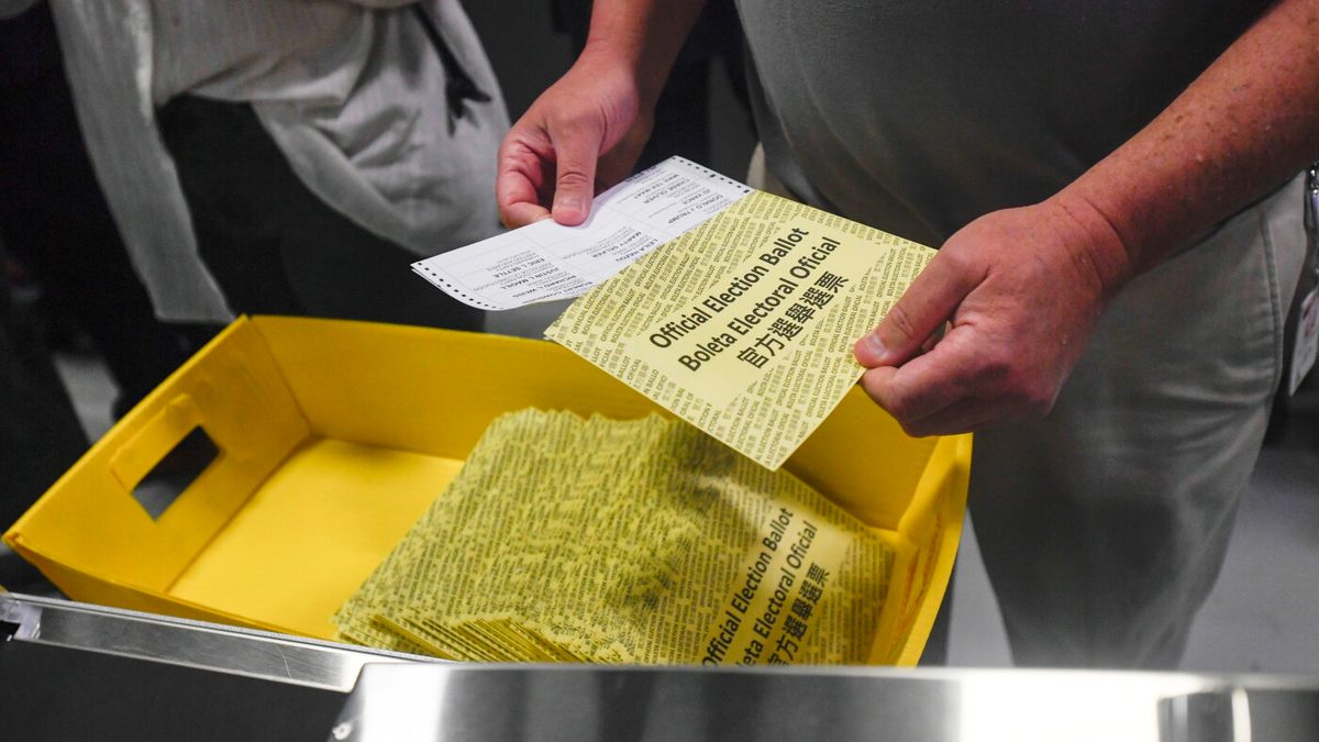 Judges may face unprecedented decisions this election. A new guide seeks to help