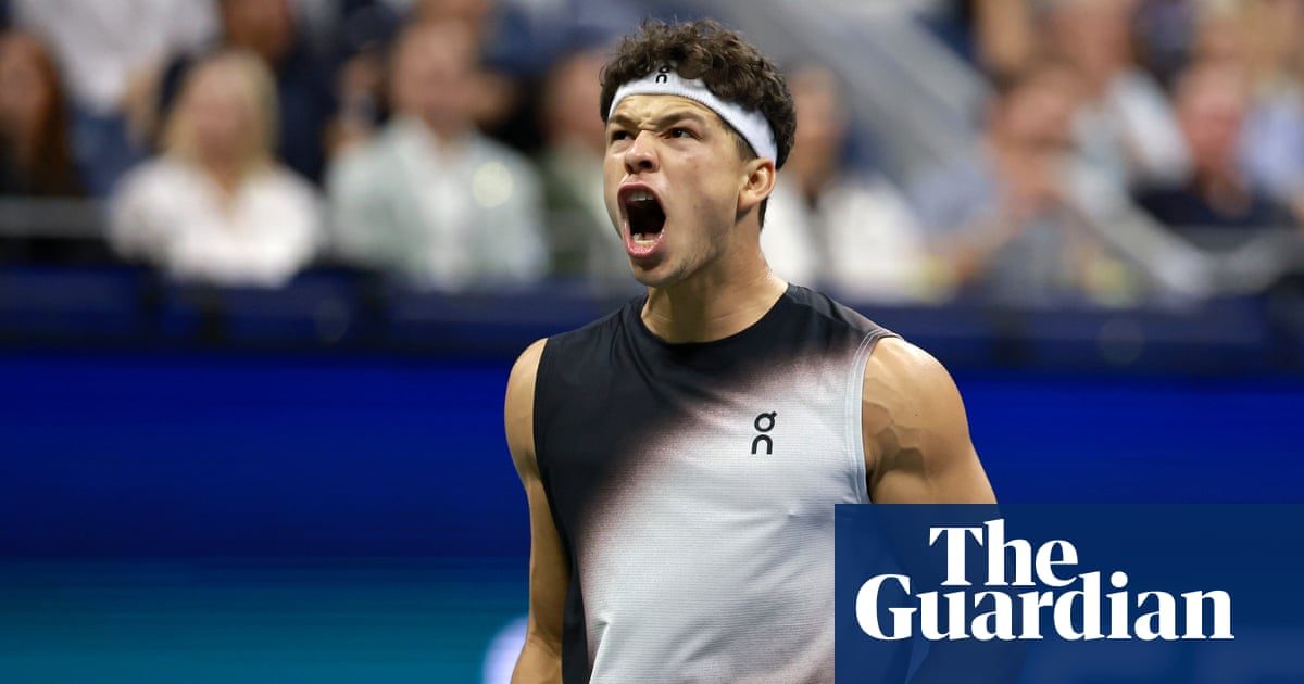 Shelton tips Tiafoe at US Open to move one win from ending 23-year drought