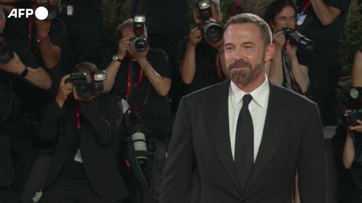 Ben Affleck a Venezia sul red carpet di 'Company', del fratello Casey