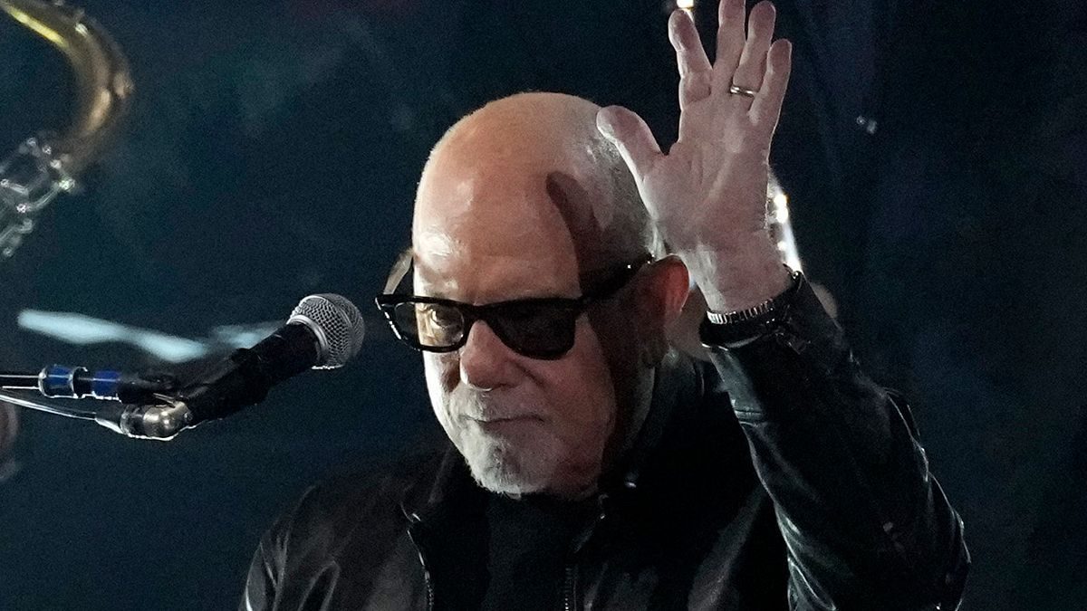 Sångaren Billy Joel har opererat hjärnan