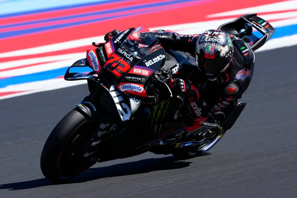 MotoGp, a Misano Bezzecchi si prende la pole davanti a Marc Marquez