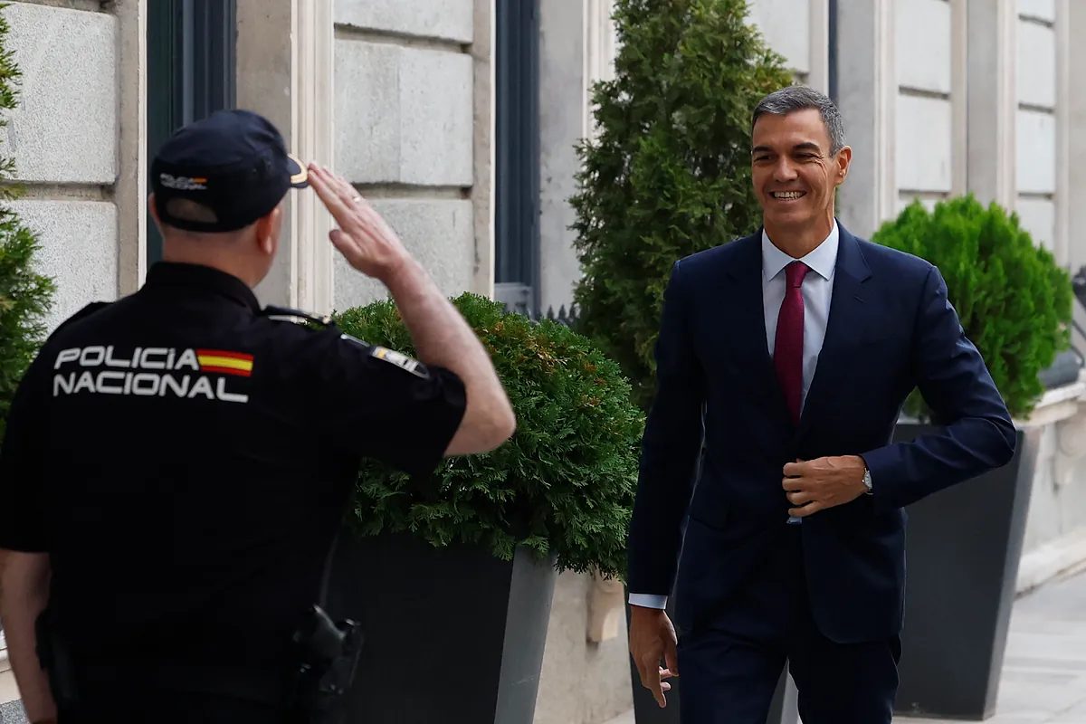 Sánchez arranca la campaña electoral de "las dos Españas"