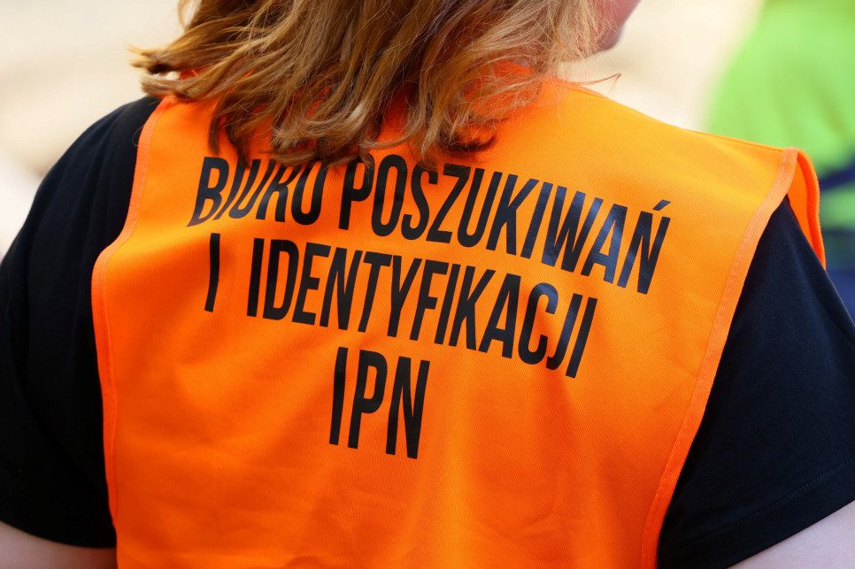 Odnaleziono szczątki 10 dzieci z „Małego Oświęcimia”. Zostaną pochowane