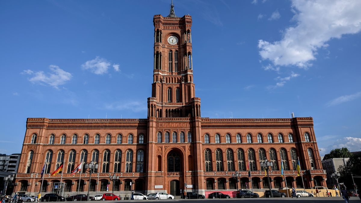 Stimmzettel falsch versandt – Berliner Behörden wollen 1400 Personen kontaktieren