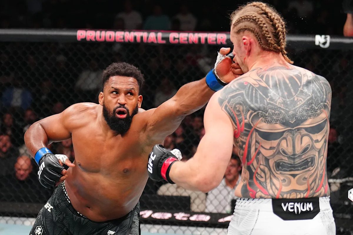Cortes-Acosta Vs. Blaydes Odds, Full Fight Preview & Prediction