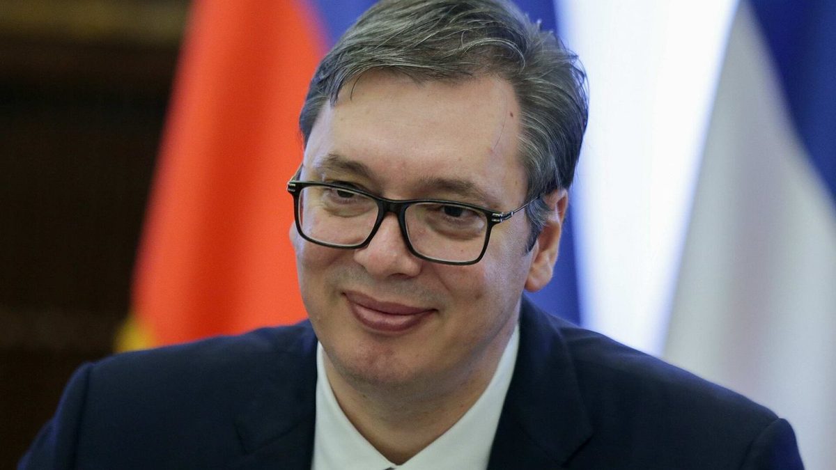 Vucić ugiął się pod presją protestów. Ogłosił przedterminowe wybory