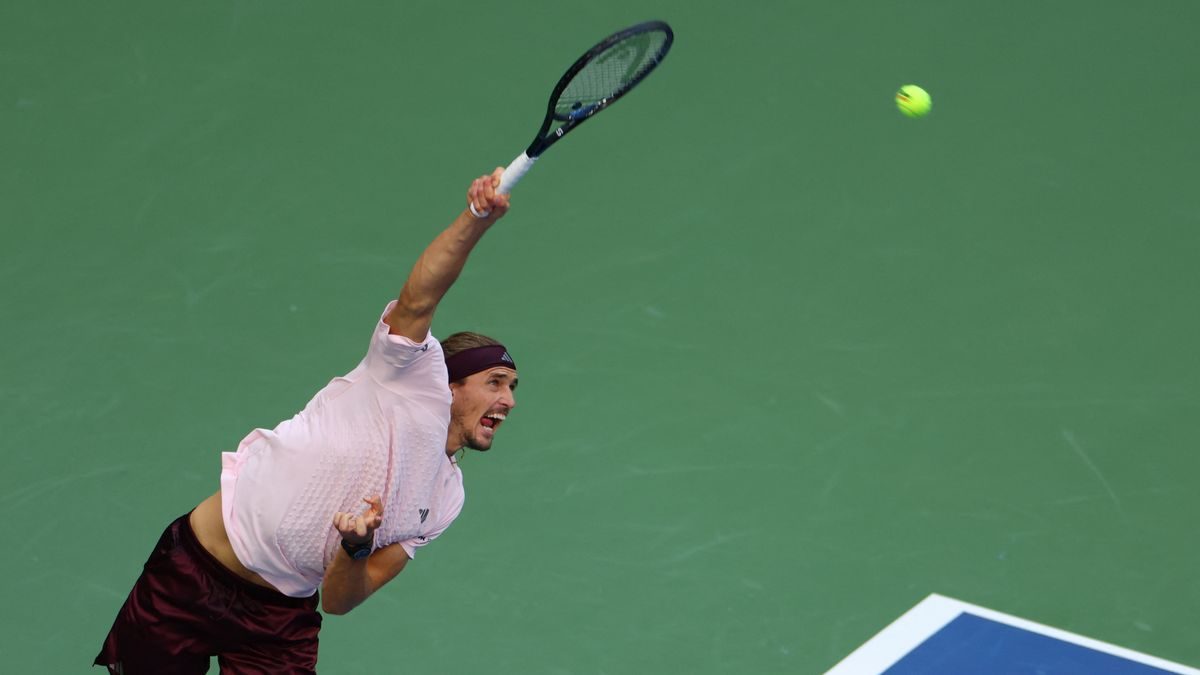 US Open: Alexander Zverevs langer Aufschlag irritiert Gegner Chatschanow