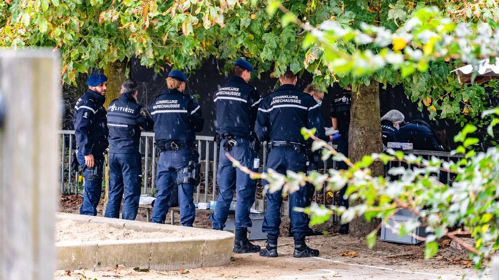 Wapens gevonden in de buurt van basisschool in onderzoek naar schietpartij Overasselt