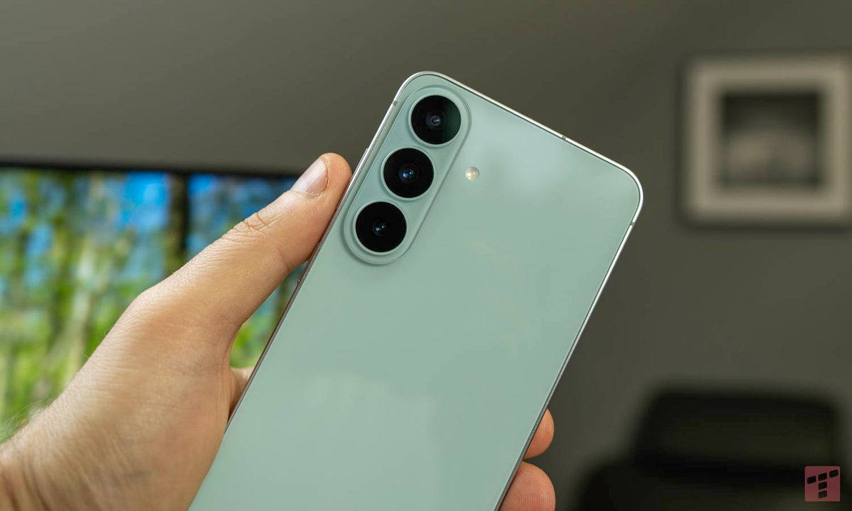 Test Samsunga Galaxy S26 FE. Jest dobrze, ale kilka rzeczy zaskakuje