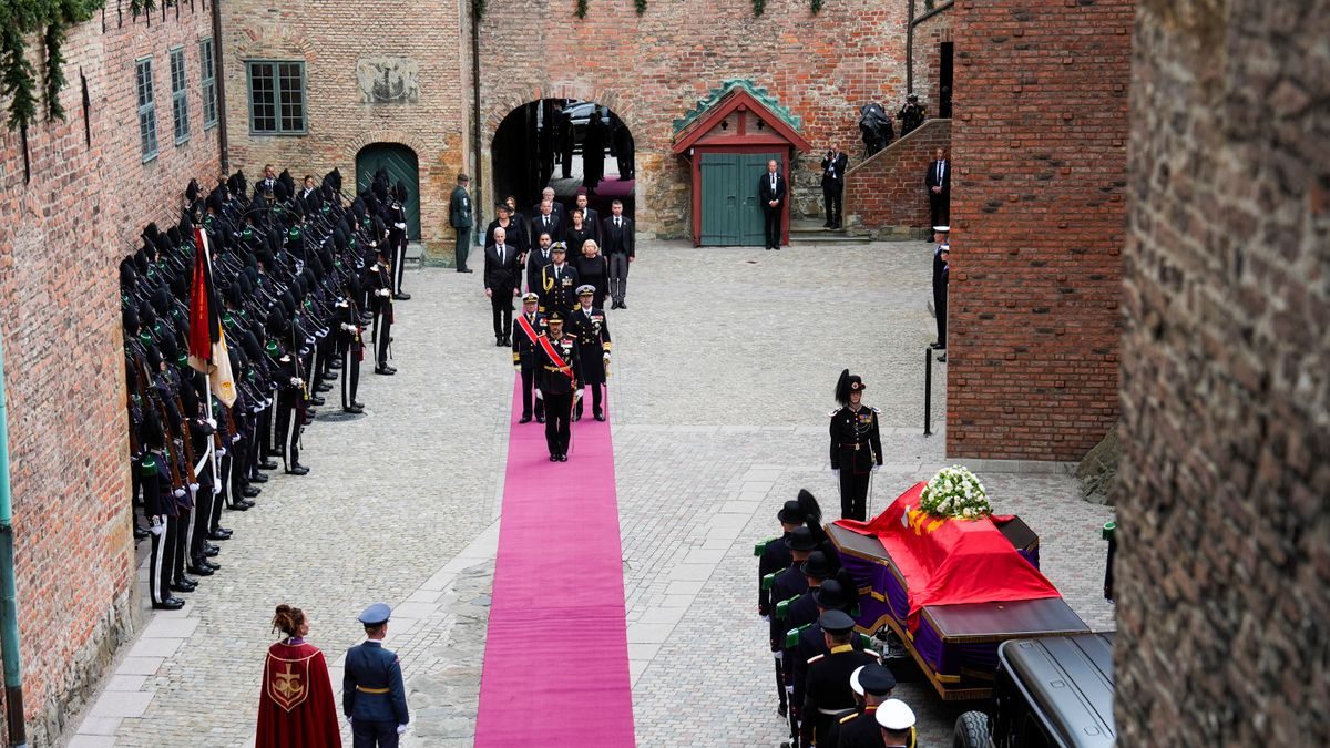 Norwegen: Beisetzung von König Harald V. in Oslo