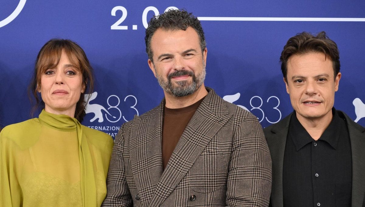 De Angelis con Musella e Scalera: “La memoria dimentica le bruciature e ricorda più il fuoco”