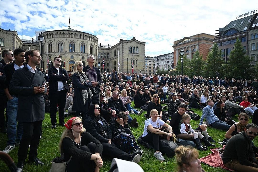 Politiet: Har bortvist mellom 25 og 30 personer fra sentrum