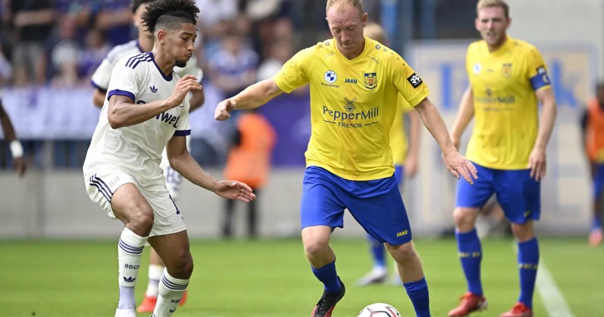 LIVE: Gaat Beveren voor 6/6 of wordt het STVV met twee zeges op een rij?