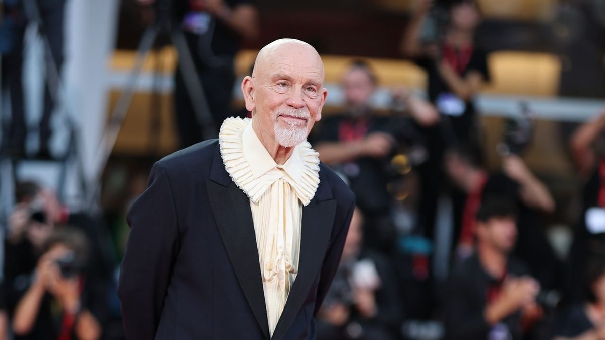 8 Ways to Freak a Black-Tie Dress Code, According to the Best-Dressed Men in Venice