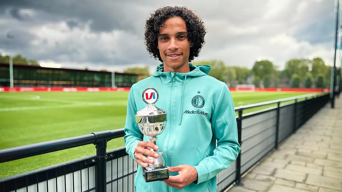 Feyenoorder Zechiël openhartig: 'Sportief leek Lille beter, achteraf ben ik blij'