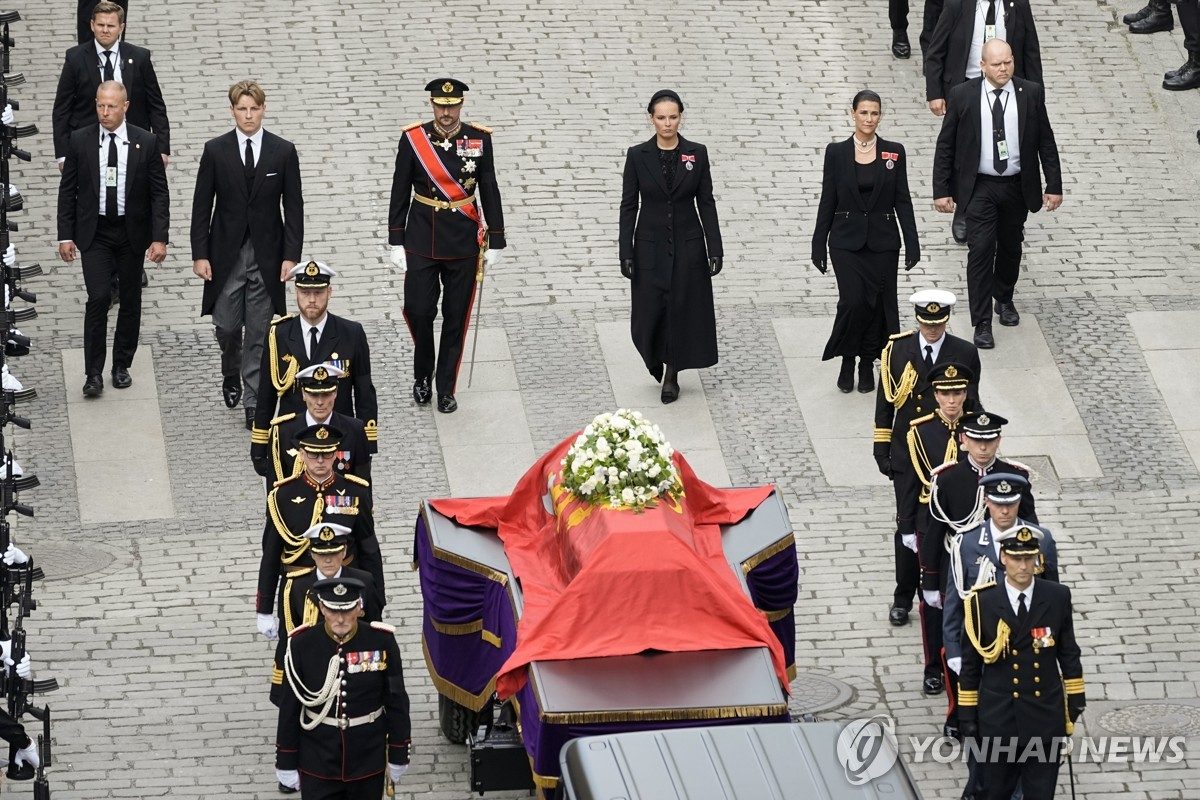 노르웨이, '국민 할아버지' 하랄 5세 국왕에 작별 인사(종합)