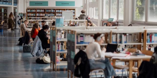 Fin de l’accès automatique des bacheliers à l’université et hausse des frais d’inscription : les propositions controver…