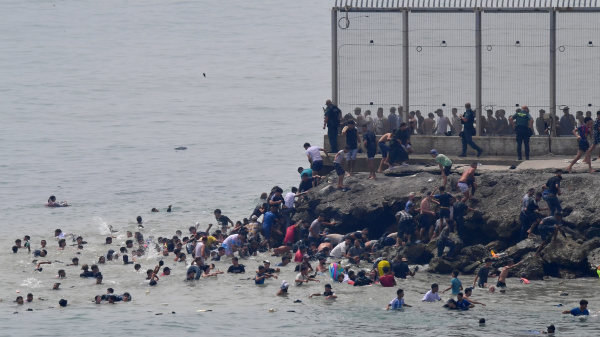 ¿A quién beneficia la crisis de Ceuta?