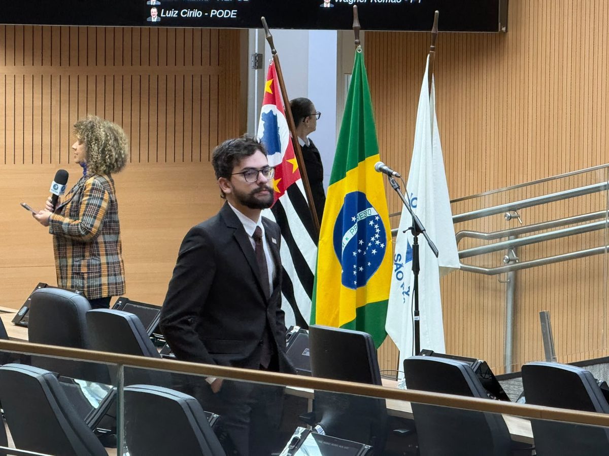 Mais jovem a ser eleito, Vini Oliveira é o primeiro vereador cassado por CP na história da Câmara de Campinas