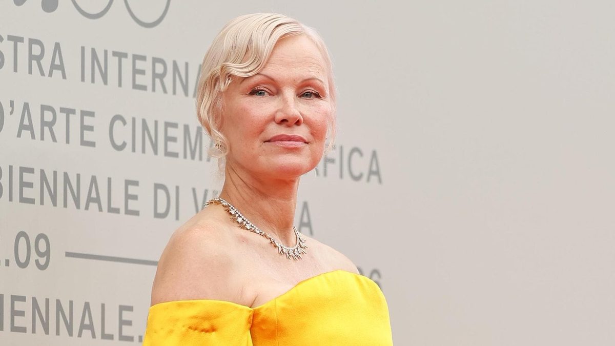 Red carpet di Venezia 2026, le pagelle dei look di oggi: da Pamela Anderson ad Alba Rohrwacher