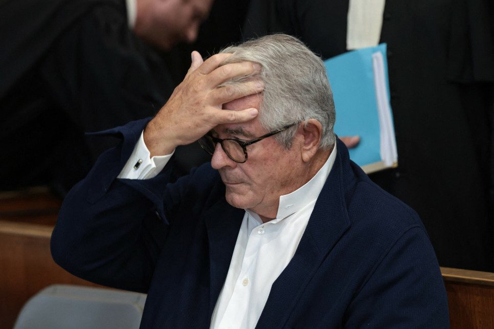Francuski miliarder przed sądem. Na jego posiadłości odkryto zbiorową mogiłę ptaków