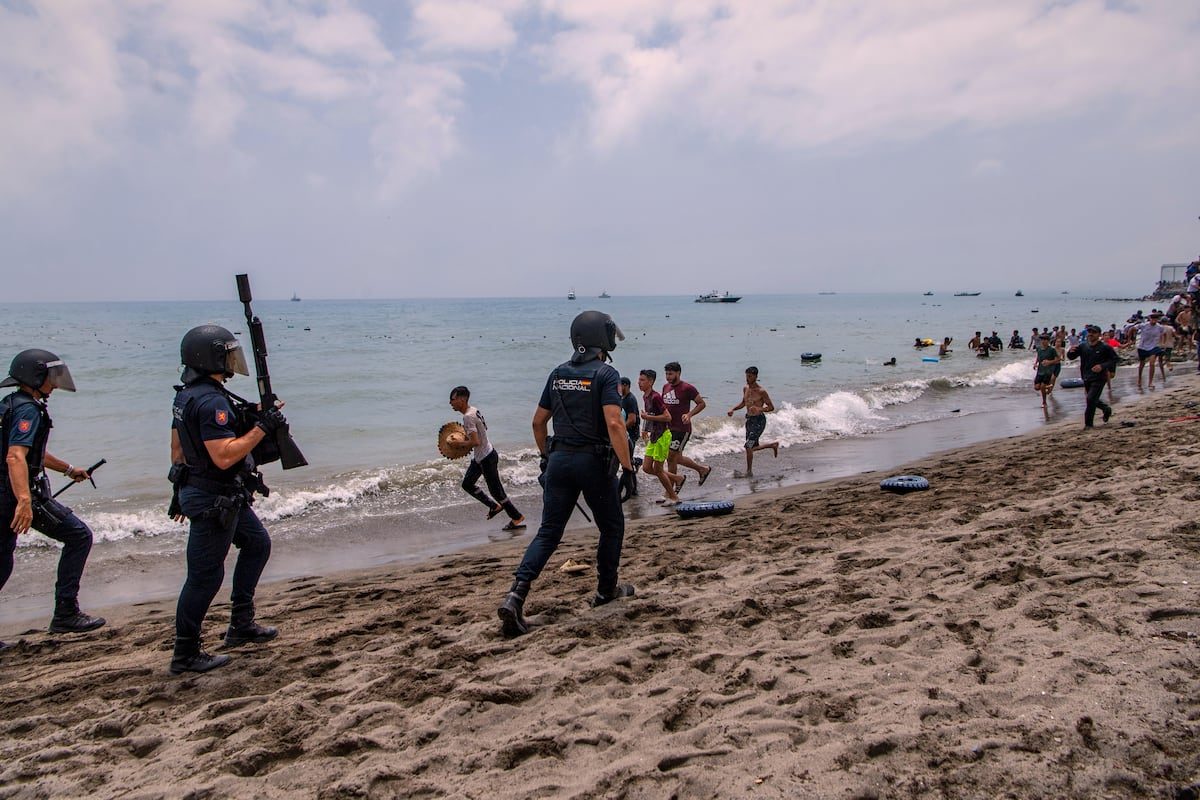 Los mensajes del CNI y la Guardia Civil sobre Marruecos: “No se ha detectado reacción proactiva de las autoridades marr…