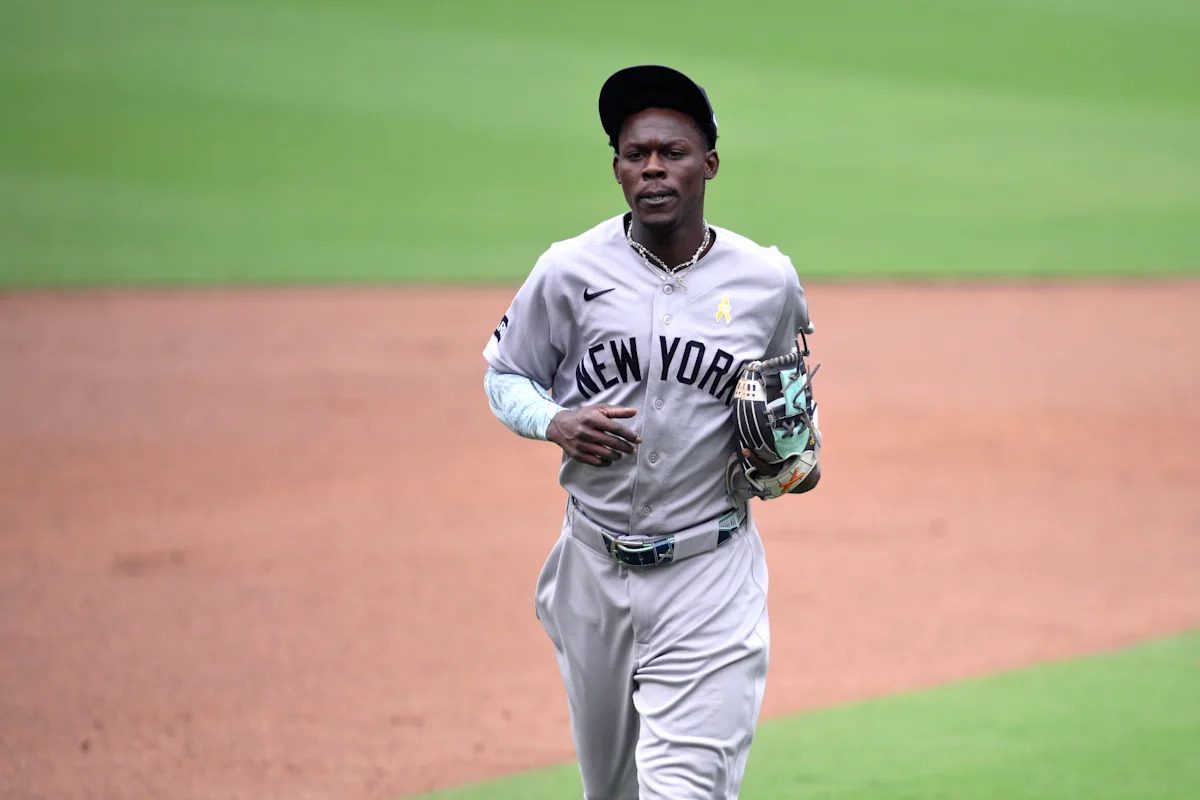Yankees add Jazz Chisholm Jr. to IL with sprained right thumb