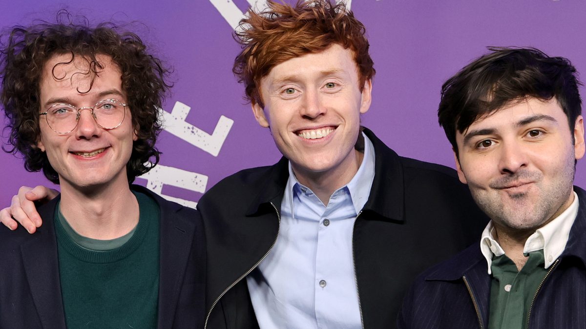 Casting News: An SNL Exit, GMA Weekend Anchors, And More
