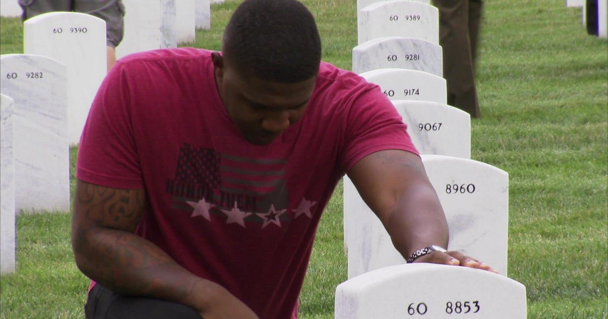 Afghanistan War veterans reunite, talk about return to civilian life | 60 Minutes Archive