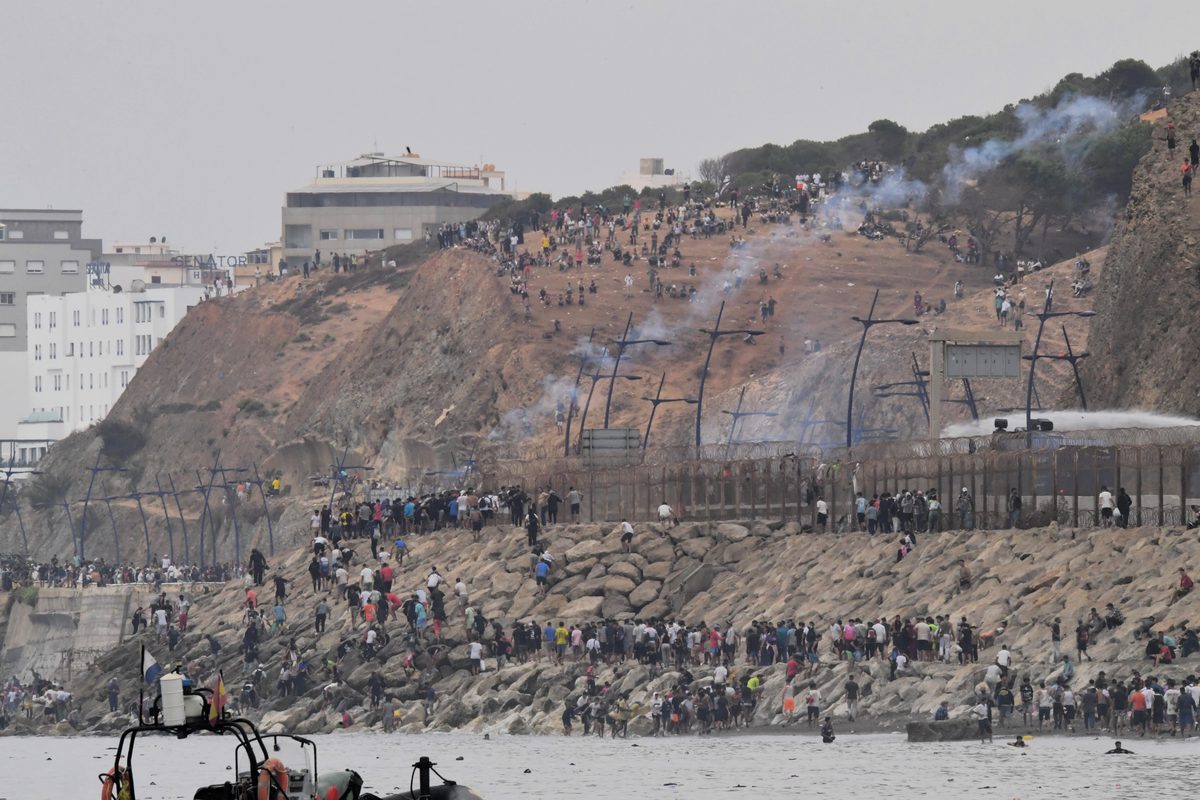 La jueza admite al Gobierno como acusación en la investigación sobre la entrada masiva a Ceuta