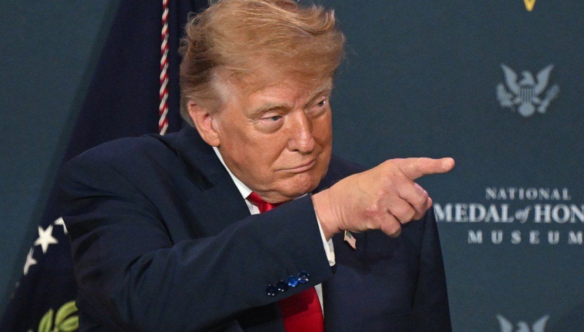 Trump says Houthis ‘don’t want to fight us’ after strait offensive and Saudi pipeline shutdown