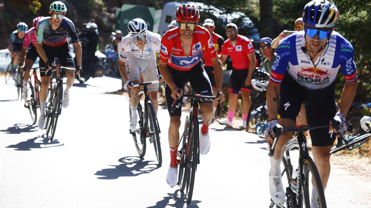 LIVE Vuelta | Strijd tussen de favorieten al vroeg geopend; Van Aert mee met teamaanval Uno-X