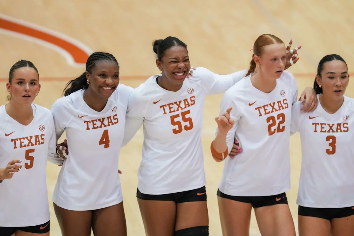 Live updates as Texas volleyball tries to finish preseason strong against SMU in Dallas