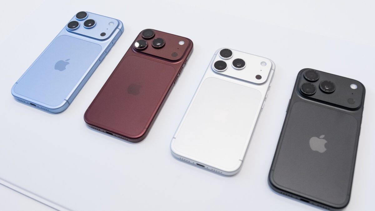 iPhone 18 Pro and 18 Pro Max Hands-On: Burgundy, Better Cameras, and More Performance
