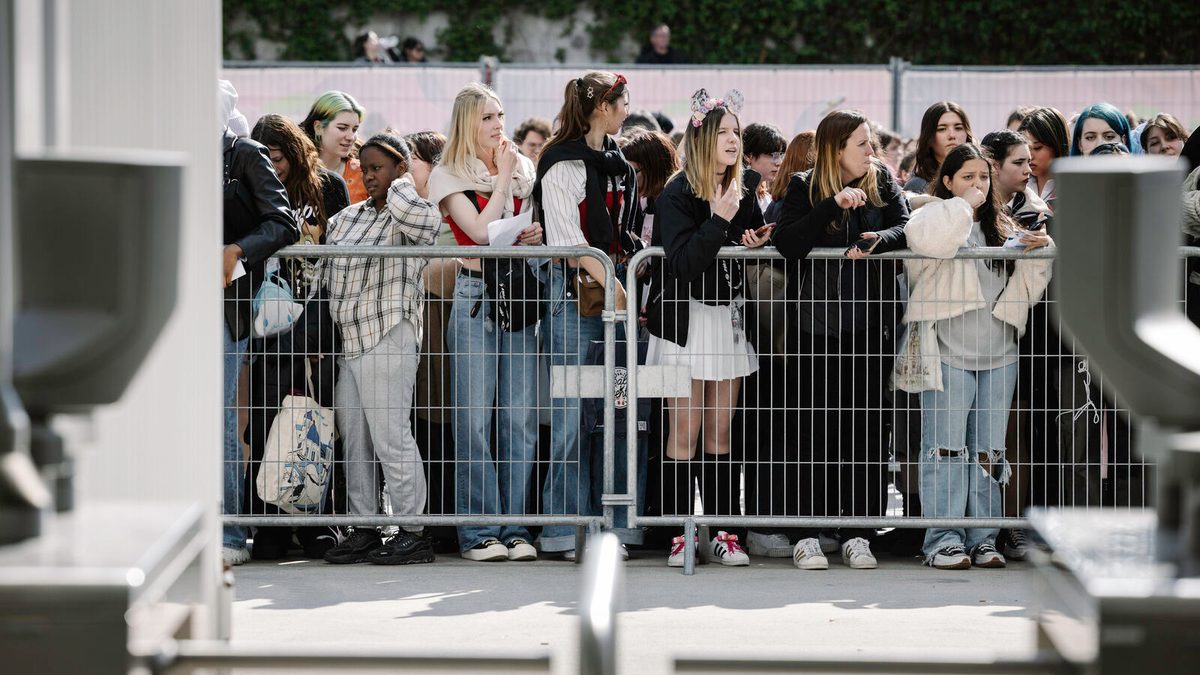 Concerts de Céline Dion : quels objets sont interdits et autorisés dans la Plenitude Arena ?