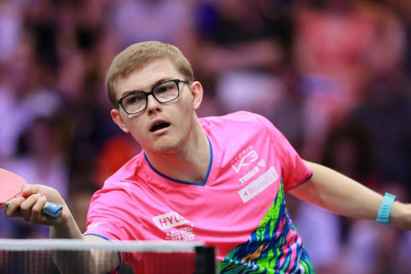 Alexis Lebrun manque deux balles de match et s'incline en quarts de finale du WTT Champions de Macao face à Anton Kallb…