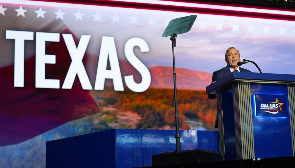 Trump makes convention pitch for Paxton: You may not like his looks, but he’s the best AG in Texas history