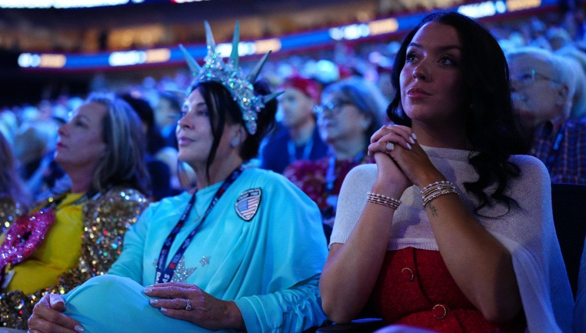Trump electrifies his base, but the nosebleeds are empty. Is it enough to win the midterms?